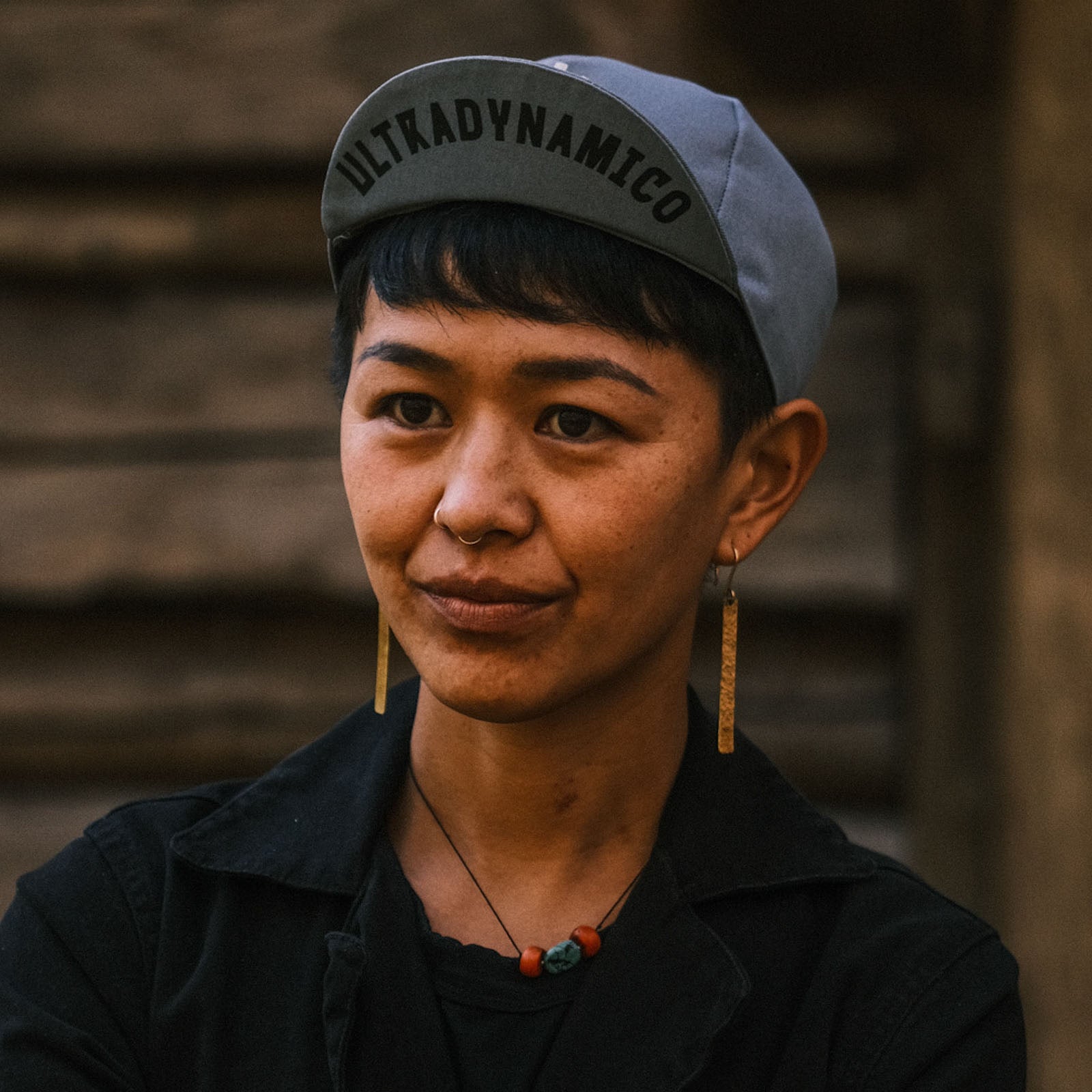 Alt Font Cap - Grey