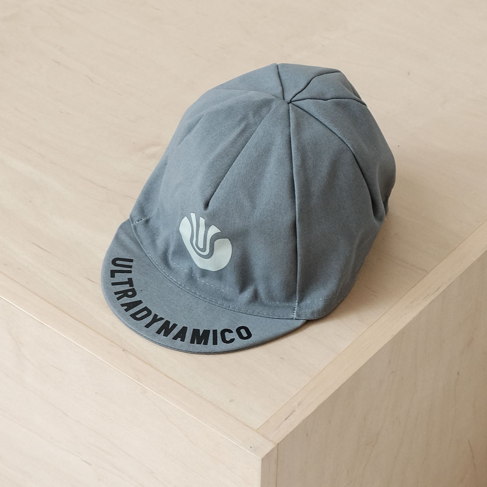 Alt Font Cap - Grey